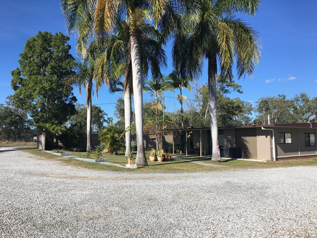 Bororen Motel Exterior photo